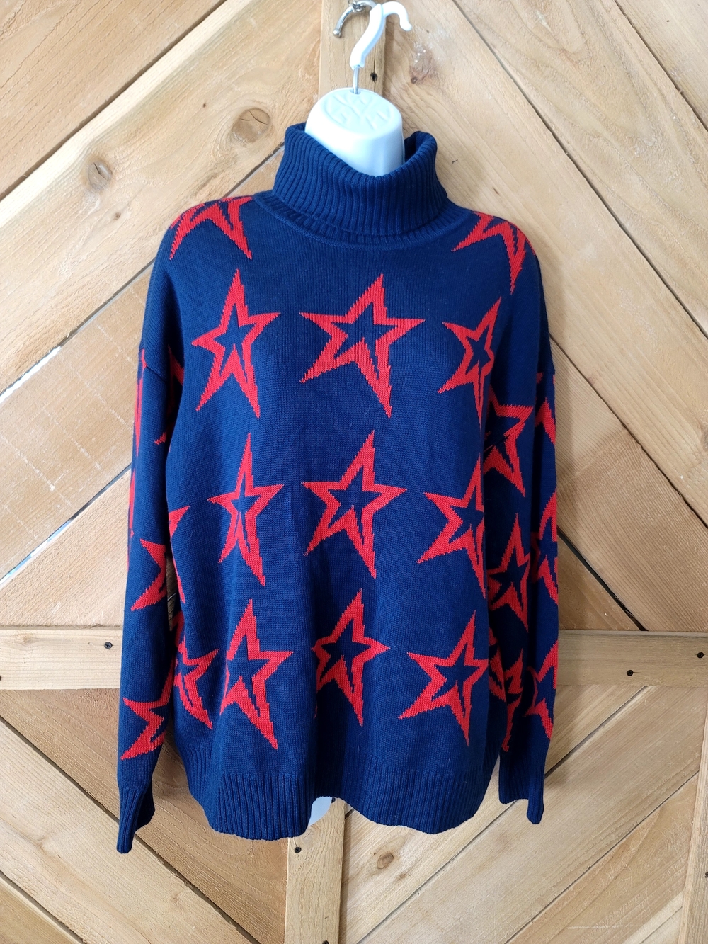 ANTONIO MELANI Navy Sweater with Red Star Motif